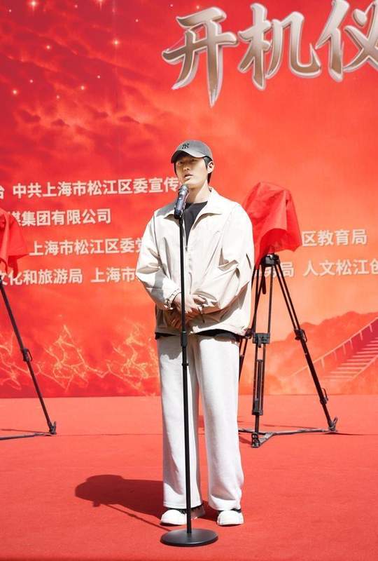 【技术创新】红色微短剧的AIGC破局:从《侯绍裘:星耀云间》看主旋律内容的年轻化表达 影视小说