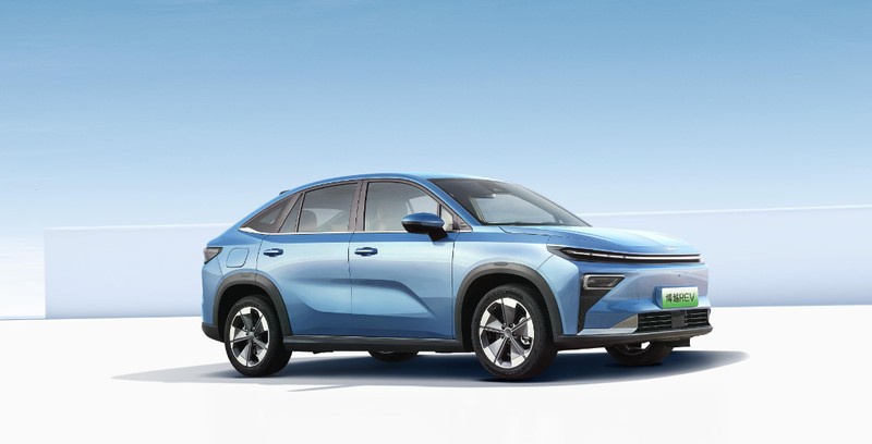 博越REV技术深度解析:375km纯电续航背后的11合1增程系统 汽车科技 博越REV技术深度解析:375km纯电续航背后的11合1增程系统 汽车科技