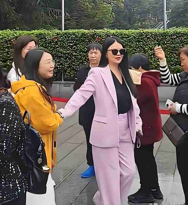 技术拆解·李湘减重方法论:专业团队+极限执行=半年甩肉五十斤的底层逻辑 健康养生