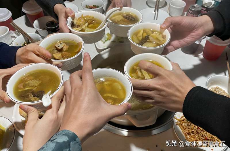 从濒临绝迹到年销十亿:解码梅鹿液酱香复兴的技术路径与市场逻辑 新闻 从濒临绝迹到年销十亿:解码梅鹿液酱香复兴的技术路径与市场逻辑 新闻 从濒临绝迹到年销十亿:解码梅鹿液酱香复兴的技术路径与市场逻辑 新闻
